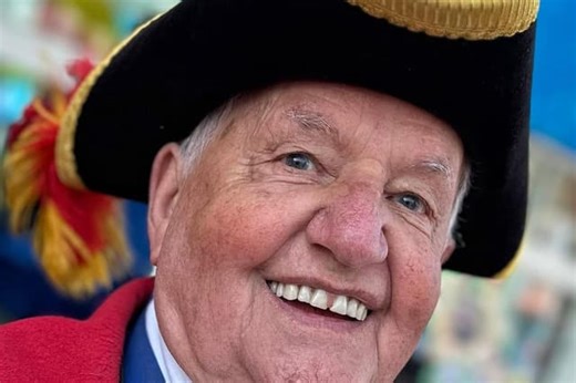 'A great ambassador and talisman' -- tributes after death of Mablethorpe's town crier