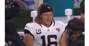 3.5M views · 69K reactions | Bad lip reading is back 藍藍 best time of the year  | TrophySmack | Facebook