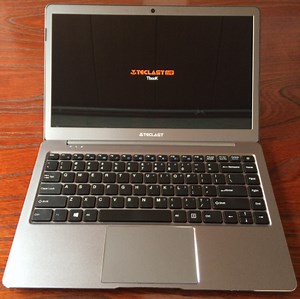 格好良いノートPC「Teclast F6 Laptop」レビュー！13.3インチ、メモリ6GB、SSD128GB搭載【開封の儀】 - マネー報道 MoneyReport