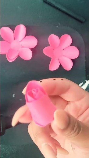 Craft beautiful 3d paper roses with cricut & cardstock #fok
