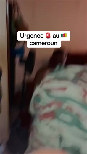 Cameroun : Mama pitin venait de se marier avec son chéri: Un mbila poto. Juste UNE SEMAINE après le mariage ...ichhh💔! Dikangu na kati ya chambre eeeh wouooh ! Elle a amené tonton Dagobert dans le lit conjugal...ndoui ti ndoui! Pan pan pan position de grenouille 🐸 qui sourit à domicile en caleçon blanc, position du moustique qui chuchote à l'oreille de la victime , position de