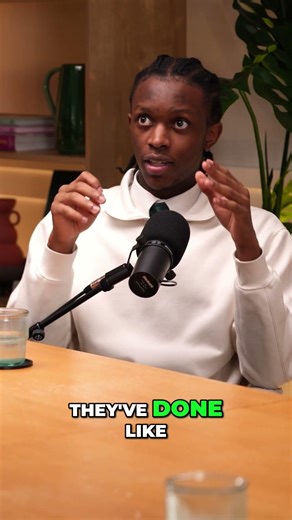 Does the green line theory check out?🤔 #acquirednonsense #ajb #greenlinetheory #bodylanguage