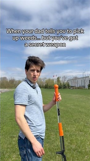 Dads hate to see a Stand-Up weeder #comedyskits #gardentools #yardwork #lawncare