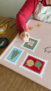 the perfect place to hang your Christmas cards! ✨✨ DIY Christmas card holder - such a fun holiday project that you can customize however you like! ⭐️ 🛒: @michaelsstores | Hey Krystal Ann