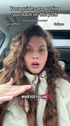 Bathrobe Spiritual 🧿🦋🌈 (@bathrobespiritual)’s video of eclipse