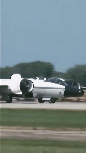 WB-57 Canberra Flies Again After 41 Years #NASA #WB57 #HistoricFlight