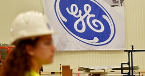 GE Shares Slump After $6.2 Billion Earnings Hit Linked to Finance Unit