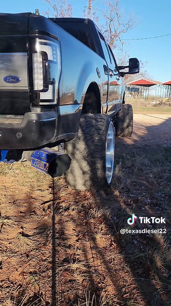 Compounded 6.7 Powerstroke startup and rev ✈️ #ford #powerstroke #diesel #turbo #turbos #compounded #dcr #trucktok #trucksoftiktok #26x16 #26x16s #dieselpower #dieseltruck #dieselgang #dieselmafia #8lugthug #december #texas #2024