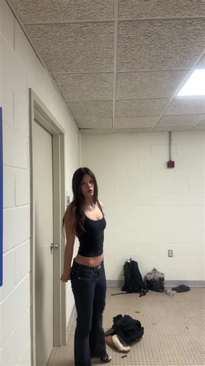 am i giving model off duty???🥹😛😏🐬😩😞🐒🐒🧎‍♀️‍➡️🧎‍♀️‍➡️#models | Models
