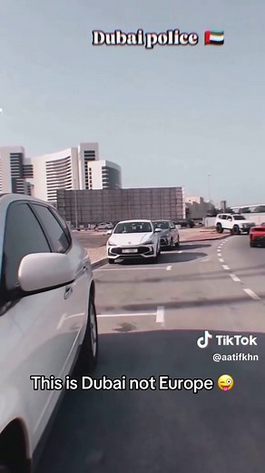 Dubai Police High-Speed Car Chase Video Highlights