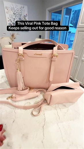 Pretty, Pink Tote bag is the perfect tote for everyday use!! #totebag #totebags #travelbag #viralbag #viralbags