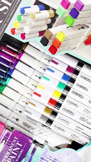 Check out the ArtSkills' new Premium #MarkerSet!  This set includes...