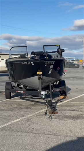 🚚🚤 Gear Up for Our Specialty Sale on Tuesday! 🚐🛵 There's something for everyone in this selection of 110 RVs, trailers, and powersports! 🎁 Join us in lane and score complimentary lunch, an MAA-branded rain jacket and winter hat. Taco Tuesday will finish off the sale with guaranteed joy! 🌮🔥 📅 Tuesday, 1/20 🕙 10 AM EST 🚚 110 Specialty Units 👉 View Specialty Inventory: https://bit.ly/4b9pXsl 💼 View 60 Units in M&T Inventory: https://bit.ly/3Lxw2UM | Manheim Pennsylvania Auto Auction