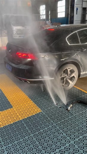 The car wash machine #automaticcarwash #자동세차기계가격 #carwashing #carwash #carcleaning