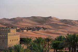 The Most Luxurious Desert Hotel in the World: Qasr Al Sarab - Exploring Kiwis