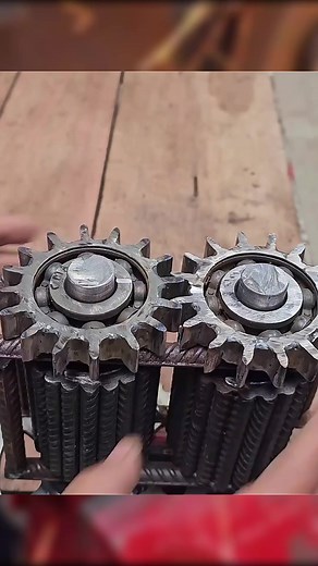 Recycle old items into a sugarcane juice press. #diy #mechanic #technology #making #amazing