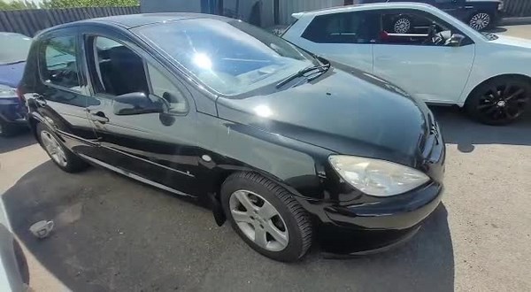 Peugeot 307 in today for a stage one custom remap. We provide a full health check before and after our remapping services. www.carltontuning.co.uk www.tiktok.com/@carltontuning www.instagram.com/carlton_tuning www.facebook.com/carltontuning https://youtube.com/channel/UCVtTnYInU-ZW96t-Kiy29-g #carltontuning #dynotune #winols #dynotuning #swiftec #autotuner #magicmotorsport #autotuner #flex #magpro #customtuning #gainsdontlie #alientech #kessv2 #ktag #stage1 #understandtuning #remapping #vag #bmw