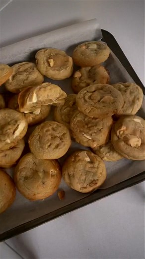 #baking #fyp #satisfyingvideo #dessertreel #breadsticks #biscuits #ingredientsrecipes #foryoupage #smoothies #ricepudding #foolproofrecipe | Katharine Garza