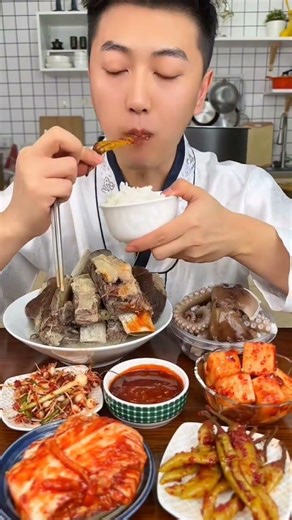 Eating special Boiled pork ribs and raw octopus with spicy kimchi asmr (Second Part)...#asmr #shorts