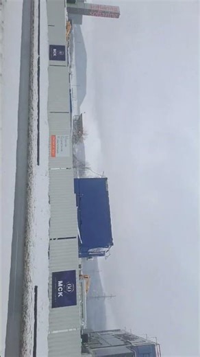 making the nickelodeon Christmas ident 6