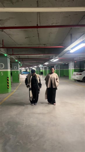 Mastering the Perfect Runway Walk for Models