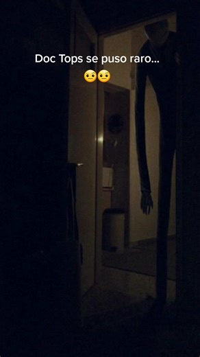 Doc Tops y el miedo a Slenderman: Risas y terror