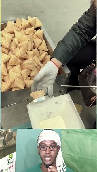 Automatic Flour Snack Production | মেশিনে আটা দিয়ে দ্রুত খাবার তৈরি করা হচ্ছে #shorts #facts #snack