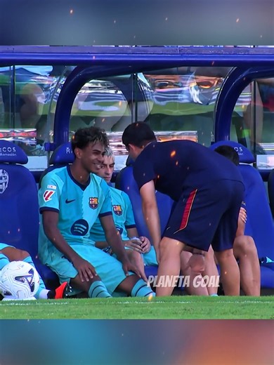 A Lamine le causa gracia algo. A Szczesny le gusta Gordon pero no Pedri. #fyp #football #footballtiktok #foryoupage