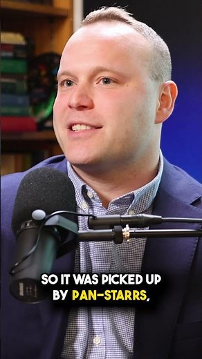 Oumuamua's an interstellar traveler with weird acceleration!