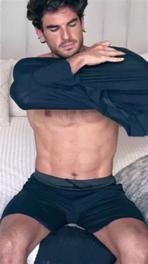 Experience ultimate comfort this Spring with our Balance sleepwear collection. Lightweight, breathable with temperature regulating technology - perfect for the change of seasons. – www.dagsmejan.com
