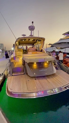 Here’s what $600,000 buys you if you’re in the market for a boat! #boatbuddies