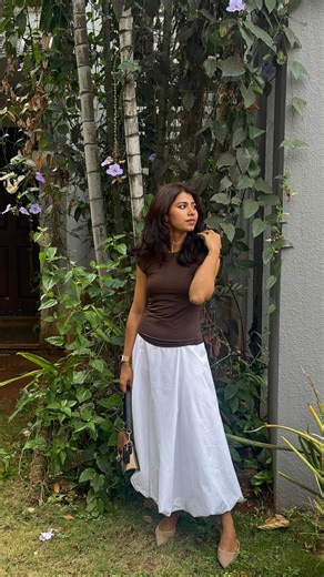 Steffhy Antony on Instagram: "Styled from my saves ❤️ Episode 5 Oh I loved putting together looks which involves my basic go to pieces, this top and skirt is around 2-3 years old and just having an inspo and styling it gives me a small excitement sometimes and is very helpful when I’m in a rush to go somewhere ❤️ Do you have any such looks let me know in the comment :) #styleffrommysave #basics #whhiteskirt"