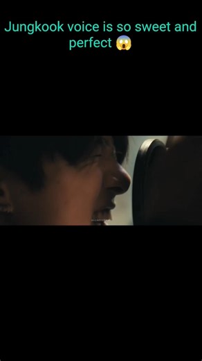 jungkook recording “Aliens", he sounds so good 😘