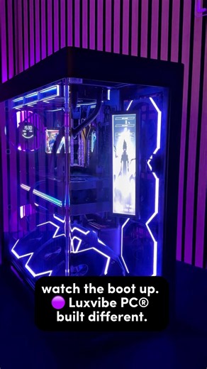 Watch the Boot Up — 3 Live Screens Light Up at Once 🟣 RTX 5090 Build | LUX View Godlike Astral 5090