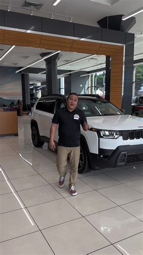 The Jeep Cherokee is back with a bold redesign 🔥 #2026jeepcherokee #jeeplife #losangelescdjr #500mpg
