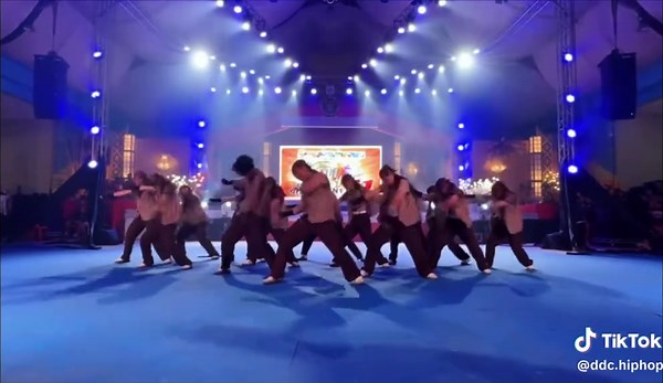Beggin' Dance Choreography by DDC Hiphop