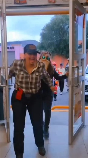 Club Silver Dolls Zac on TikTok