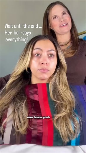 Tatum Mae | The Color Analysis Queen 👑 on Instagram: "Wait until the end, her hair says everything perfect example of why we do not have blondes in the winter palette! Color Analysis is the most powerful styling tool. Stop guessing and know glow in the colors you wear. I do all of my in person and sessions! My Virtual Color Analysis will give you the exact same result as an in person session! Comment BOOK and I’ll send you information to get started today! Comment TRAINING and I’ll send you inf