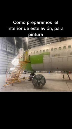#pinturadeinterior #pinturadeaviones #aviacion #aviationlife #latinosenusa #chapinaenusa🇬🇹🇺🇸