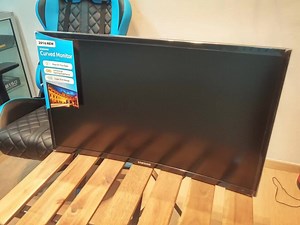 New arrival of the Samsung Curve Monitor 24” Specification: 23.5” Curve Panel Resolution: 1920x1080 Full HD 4ms Response Time 250cd/m2 Brightness HDMI & D-Sub (VGA) Ports (c/w HDMI cable) Wall Mount VESA 75x75 Immerse in your gaming environment with the spectacular curvature | Rextech PC SDN BHD