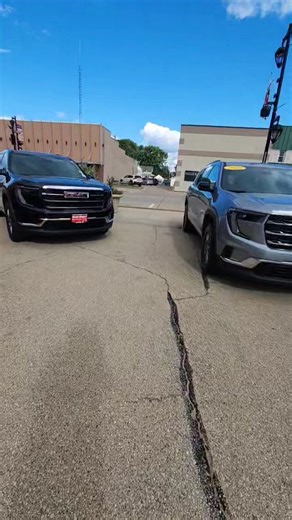  Video Tour: 2025 GMC Acadia Elevation – Style Meets Capability! ...