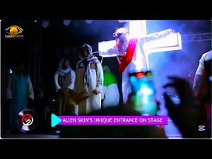ALIEN SKIN'S UNIQUE ENTRANCE ON STAGE #UFLASH