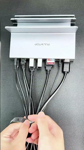 How I Run 3 Monitors From My Laptop With ONE Cable ? Look 👇 PULWTOP Dock