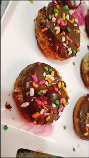 Super Easy Donut Recipe😋| Full recipe 👆 #shorts #donuts #chocolate #dessert #bread