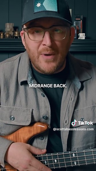 Henrik Linder's tone in combination with his virtuoso slap, pluck and chordal style is a key part of Dirty Loops' unique sound. It isn't a simple tone to replicate by any means! In this clip, Ian gets as close as possible using the tools at his disposal 🛠 You're going to want to explore a combination of a bright active bass, scooped EQ, compression & then of course a crisp, clean slap technique! Do you dig it? Let us know in the comments! 👇🏻🔻