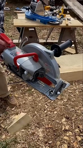 30K views · 611 reactions | Installing rafters #diy #countrylife #homebuild #timberframehome #woodwork | Tick Creek Ranch | Facebook