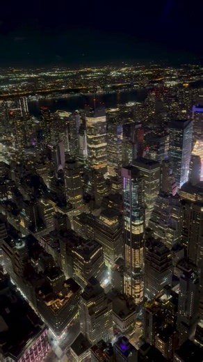 Incredible Views from the 85 & 102 Floors of the Empire State Building, NYC #shorts