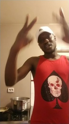 Cooking with Sign Language: Hand Gestures in the Kitchen