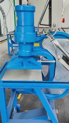 Mobile hydraulic press type PM-RAN-1 for the production of roof trusses by QT