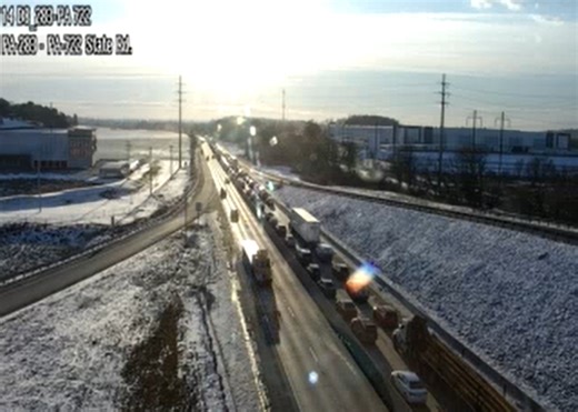 Multi-vehicle crash cleared on PA 283 in Lancaster County